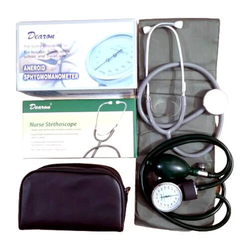 Dearon-Analog-Blood-Pressure-Machine-with-Stethoscope.jpg