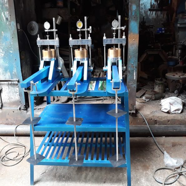 Low /Mid Pressure Triplex Consolidation Test Apparatus - Image 2