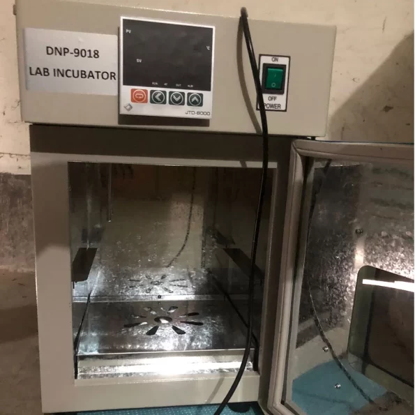ELECTROTHERMAL DIGITAL INCUBATOR - Image 3